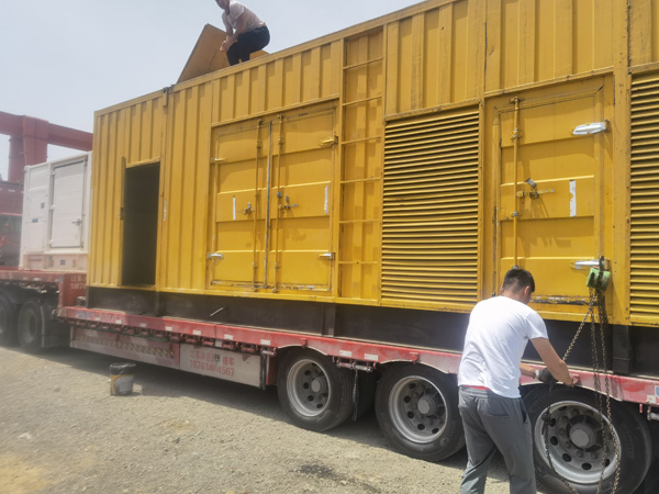 井陉除了负载情况和发动机维护，还有哪些因素会影响 200kw 柴油发电机的油耗？