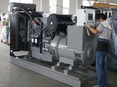 井陉柴油发电机组和储能设备配合使用的案例