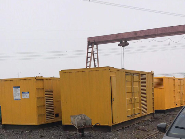 井陉100kw柴油发电机组每小时油耗？